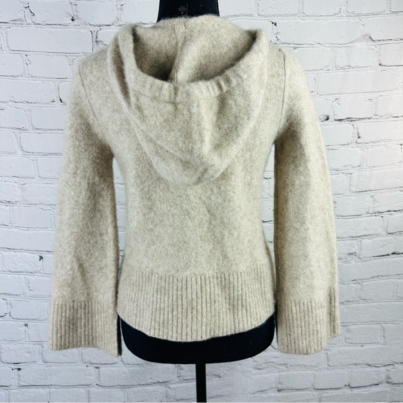 BANANA REPUBLIC CROPPED HOODIE PULLOVER BEIGE SWEATER. SIZE (S) - Picture 5 of 14